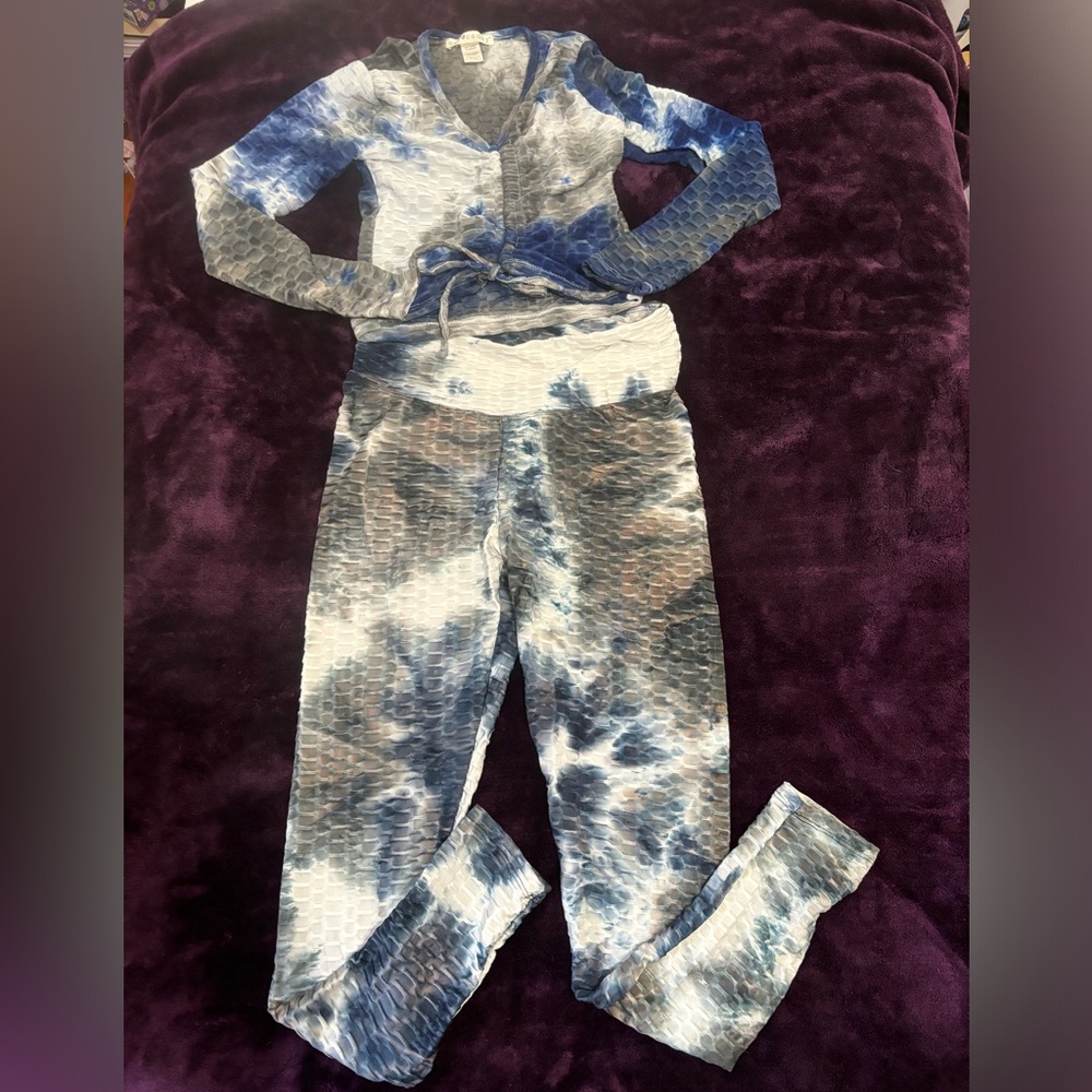 Stylish Athletic Set